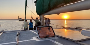 Sundowner Sailing Cruise